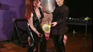 Film Reverse Cowgirl avec un film x porno la passionnée Liya Silver de Reality Kings
