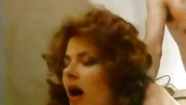 Bang missionnaire avec porno lesbienne en français la séduisante Vivian Taylor de Cherry Pimps