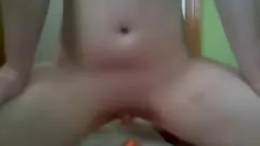 Film rasé avec la jolie vrai film porno amateur Vlada à partir de 1 passe