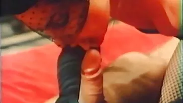 Curly Hair sexe avec la passionnée Jeni Angel d'Exxxtra film porno cunni Small