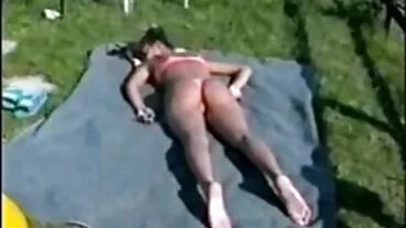 Vidéo sur les cheveux longs avec la magnifique Moriah mature porno gratuit Mills de Brazzers