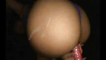 On film porno gratuit père et fille The Sofa baise avec la jolie Miss Melissa de Grandpas Fuck Teens